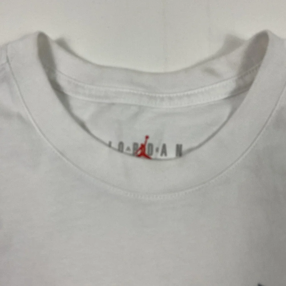 Jordan Shirt Mens Medium White XIII Jumpman Logo Basketball Graphic Tee